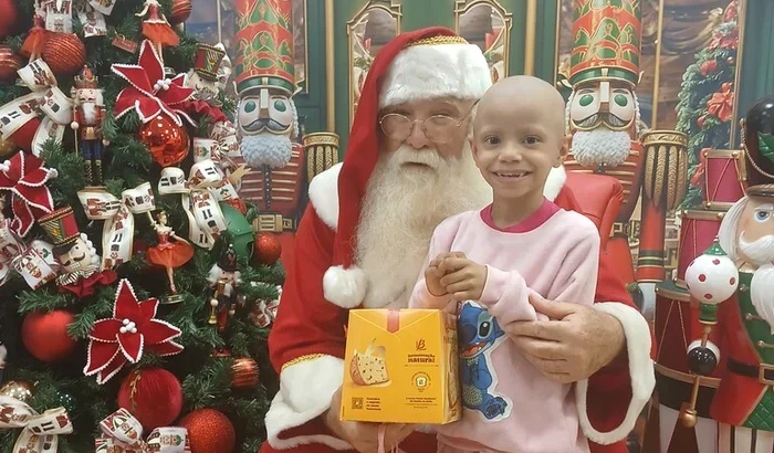 Ajude a Ana Clara (4 anos) a acessar o medicamento que pode salvar sua vida